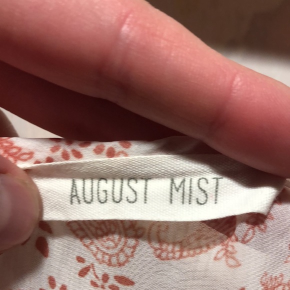 August Mist Blouse - Picture 2 of 9